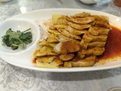 -汗腾格里·风味餐厅(新疆驻京办店)