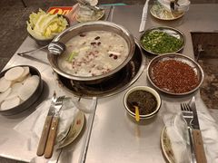 -去吃小龙虾·江湖菜·烧烤(南滨路店)