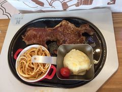 唐人街川湘牛排-豪客来牛排(红豆万花城店)