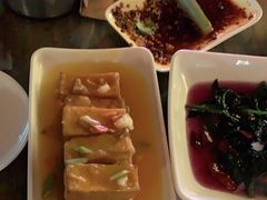 秘制鸡汁豆腐-隔壁老王·家常云南菜(花巷店)