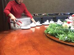 -老码头黑皮肘子锅包肉(赣水路店)