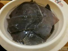-锅首鲜品火锅(鸳鸯店)