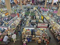 -瓦洛洛传统市场