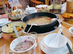 -黔三一夺夺粉酸汤火锅(百信店)