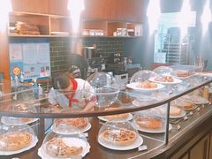 面包甜点陈列柜-Pie Bird(新闸路店)