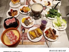 -金马门国际美食百汇(珞喻路店)