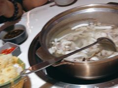 -喃喃椰·糟粕醋·椰子鸡火锅(七堡花园店)