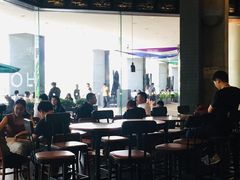大堂-星巴克臻选(深圳皇庭广场分店)