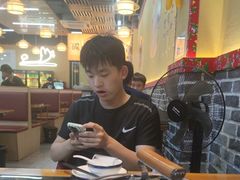 -炖四方东北铁锅炖·烧烤小龙虾(中豪国际店)