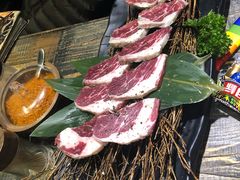 牛外群肉-鑫釜山海鲜烧烤(浑南店)