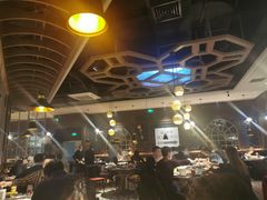 大堂-钱小奴海鲜自助黑金店(杭州滨江龙湖店)