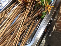 -钢管厂五区小郡肝串串香(奥克斯广场锦城万达店)