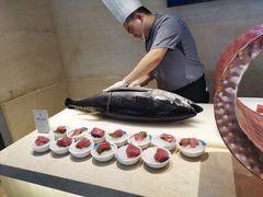 -雍和会海鲜姿造自助(湖东路店)
