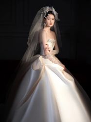 -衣贝姿婚纱礼服馆