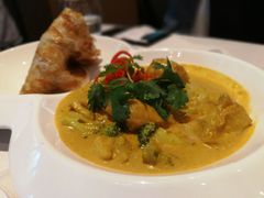 咖喱时蔬配手抓饼-若蘭慈·无国界素食料理(欢乐海岸店)