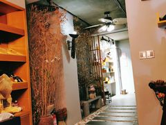 -泰·菩提树下[泰式按摩x精油SPAx肩颈头疗](新景店)