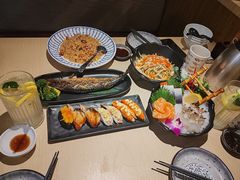 -万岁料理回转寿司(华贸店)