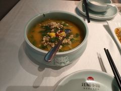 -江城小馆陕南妈妈菜·全球旅行餐厅(钟楼店)