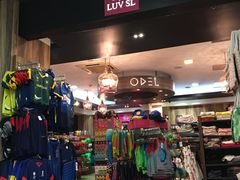 -班达拉奈克国际机场