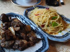 -维吾尔餐厅(宜山路店)