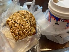 -白玉兰食品甜凤店(合生汇店)