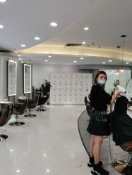 点击看大图 -八佰伴8008星级形象店