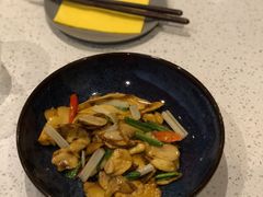 野芫荽炒牛肝菌-半山腰·云南菜(侨福芳草地店)