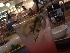 -ROAST coffee & eatery