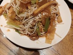 -泉畔人家·老济南经典鲁菜(大明湖店)