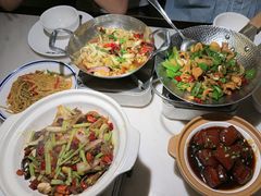 -小菜园新徽菜(镇江丹阳吾悦店)