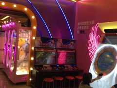 -爱玩嘉年华(江北一店)