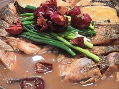 外婆秘制鱼头泡饼-小城外婆肴私房菜.家宴聚集点(圆明园颐和园·清河上地店)