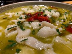 酸菜鱼-十三式重庆江湖菜(金茂览秀城店)