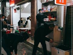-威邵鸡煲(西华路总店)