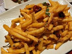 -巴厘龙虾·榜首油焖大虾(音乐学院·沿江酒馆店)