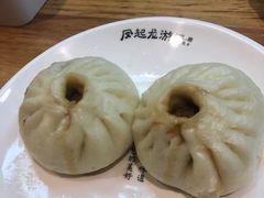 老面土猪肉包-凤起龙游老面包子(凯德晶品店)