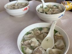 -周震馄饨