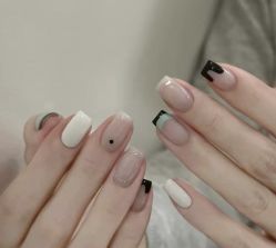 -桃色美甲沙龙