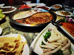 -深潭鸭血老灶火锅(怀远店)