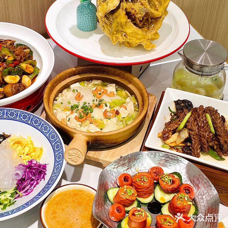 来济南吃鲁菜，还得跟着本地人吃实惠的!!!