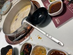 -洪氏嗨捞·猪肚鸡火锅(阳光天地店)