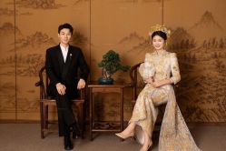 -雪中彩影婚纱摄影·微光艺术中心