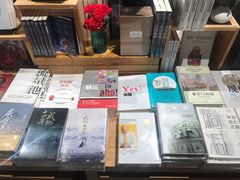 -百新书局(尚悦湾店)