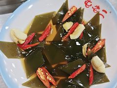 -屯老二农家铁锅炖·行业领军者(梅江店)