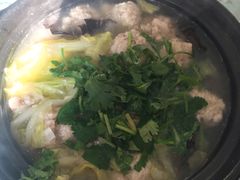 砂锅白菜丸子-北大地皖峰饭馆