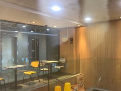 -麦当劳(中山大道中店)