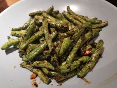 -蜜桃餐厅·伴山(湖滨商业街店)