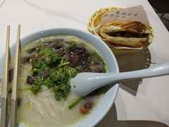 -王全兴鸡血汤鸡汤饭(交通路店)