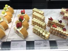 -黑草莓(重庆路店)