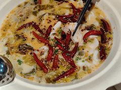 -江渔儿酸菜鱼专门店(明珠广场店)